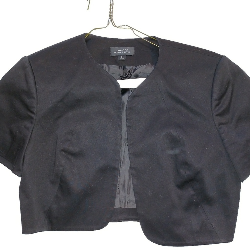 Tahari bolero short sleeve